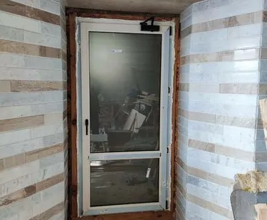 фото Пластиковые двери