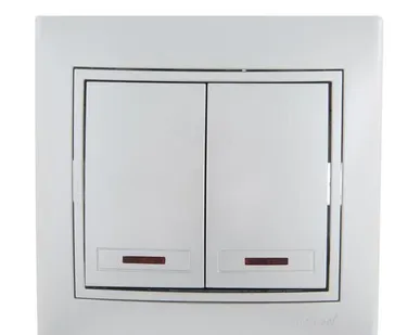 фото Выключатель 2-кл. СП Мира 10А IP20 с подсветкой со вставкой сер. метал. LEZARD 701-1010-112