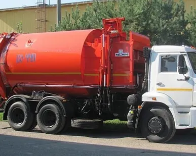 фото Мусоровозы с боковой загрузкой КО-449-02 на шасси КАМАЗ-65115-23
в