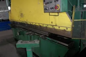 Фото №1 DURMA AD-R 25100 листогиб с ЧПУ 100 т х2550 мм. ИБ1430, гильотина Н3121, НА3221,пресс КД2130, КД2124 Б/У в Вологде