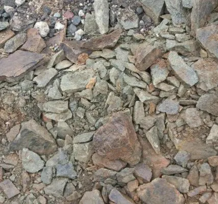 Фото №0 Скала вскрышная - доставка от 1 м³