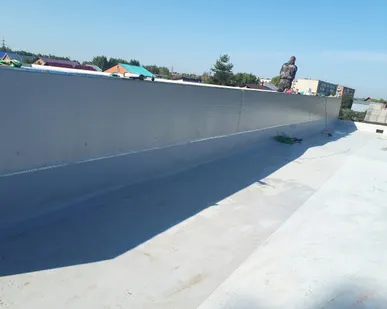 фото Монтаж мембраны ПВХ, ТПО.