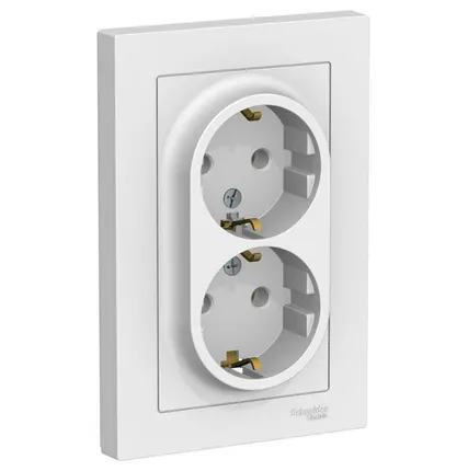 Фото №0 Розетка 2-м AtlasDesign 16А с заземл. в сборе бел. SchE ATN000124
