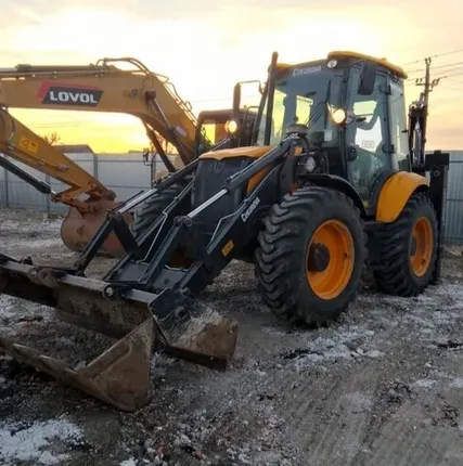 Фото №0 Аренда экскаватор погрузчик