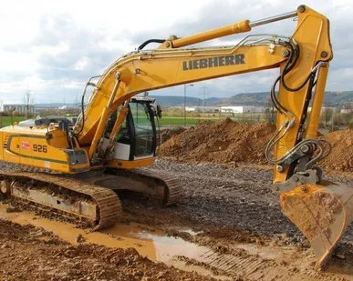 фото Гусеничный экскаватор LIEBHERR R 906
