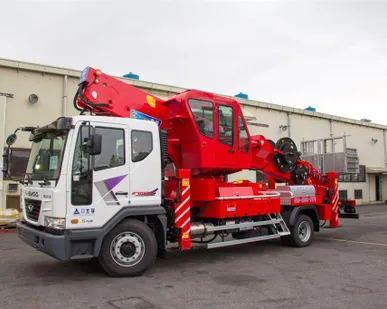 фото Аренда автовышки 40-45 метров, Услуги автовышки 40-45 метров