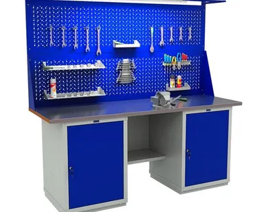 фото Верстаки слесарные