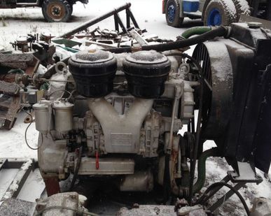 фото Дизельный двигатель ЯАЗ-М204Г