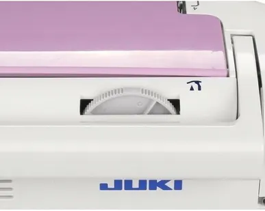 фото Швейная машина Juki Quilt Majestic QM-900, бело-розовый