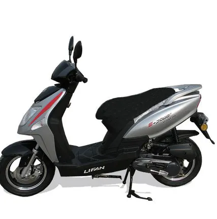 Фото №0 Скутер "LIFAN" LF50QT-26В (серебристый)