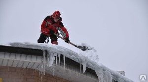 фото Очистка уборка крыш от снега наледи сосулек в Волгограде
