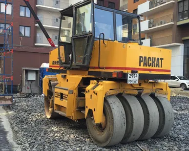 фото Каток вибрационный ДУ-98 11,5 тн.