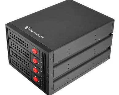 фото Mobile Rack Thermaltake Max 3504 4х3.5"/2.5" SATA, горячая замена