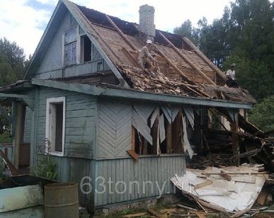 фото Снос старого дачного дома