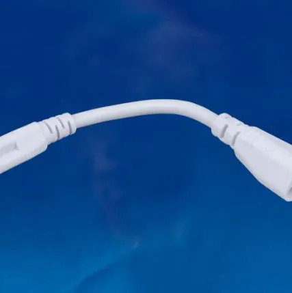 Фото №0 UCX-LL2/E01-015 WHITE 1 STICKER Провод для подключения светильников Светильник линейный ULI-E01* между собой. 15см. Белый. ТМ Uniel.