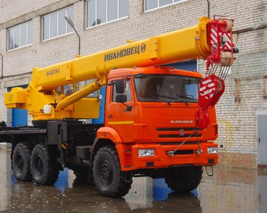 фото Автокран Ивановец 25 тонн (новый)