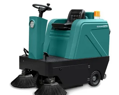 фото Подметальная машина с сиденьем для оператора