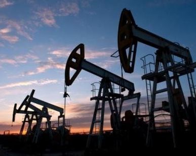 фото Разлив нефти и нефтепродуктов, поставка в любой регион России и СНГ