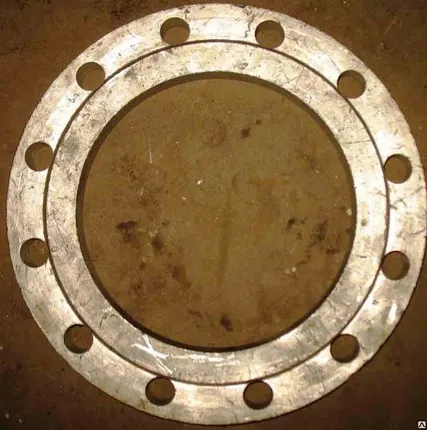 Фото №0 Фланец титановый от 50 до 860мм ВТ1 ВТ3-ВТ23 ОТ4 ПТ3 ПТ-7М ТС6 3В 3М СТВ
