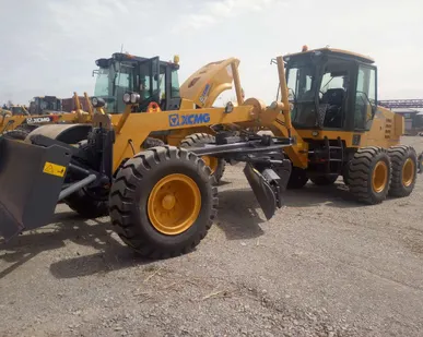 фото Грейдер XCMG GR165