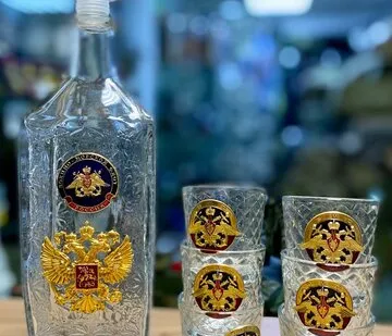 фото Подарочный набор штоф + 6 стопок ВМФ