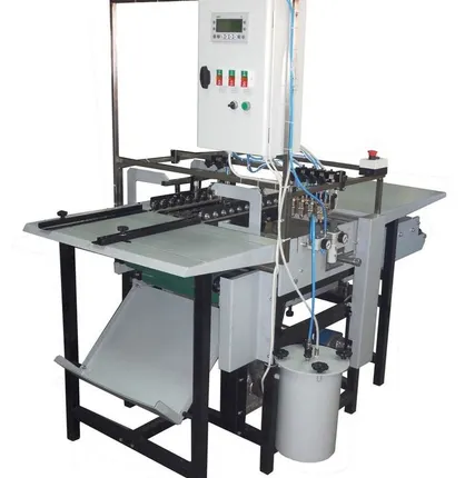 Фото №0 Станок нанесения клея