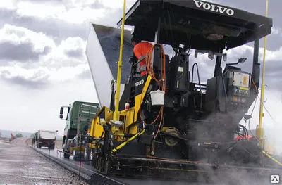 Фото №0 Аренда асфальтоукладчика