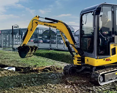 фото Мини-экскаваторы New Holland E18B
