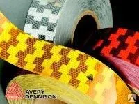 фото Контурная маркировка.Светоотражающая пленка Avery Dennison V-6700B