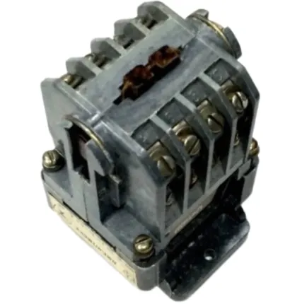 Фото №0 Пускатель ПМЕ-083