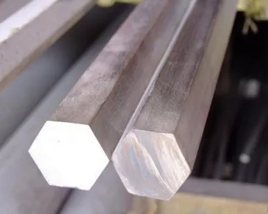 фото Шестигранник нержавеющий 12Х18Н10Т диаметр 24 мм