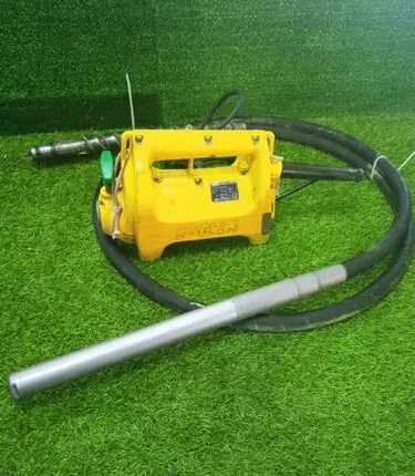 Фото №0 Аренда вибратор для бетона Wacker М1000