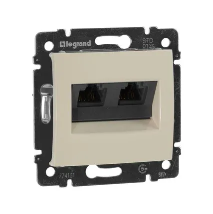 Фото №0 Механизм розетки информ. 2-м СП Valena RJ45 + RJ45 CAT.5E UTP с захватами сл. кость Leg 774131