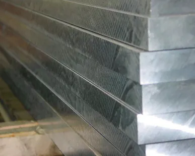 фото Биметаллическая плита 1201-12Х18Н10Т ТУ 1-809-719-87