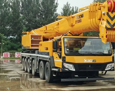 фото Автокран XCMG QY100KS для арктических регионов