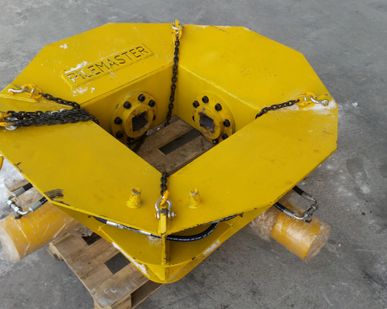 фото Сваерезка Pilemaster для срубки свай