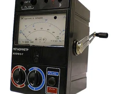 фото Мегомметр ЭС 0210/3Г (0-100000 МОм, 500В, 1000В, 2500В)
