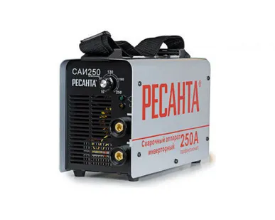 фото Сварочный аппарат инверторный РЕСАНТА САИ 250 в кейсе 017233