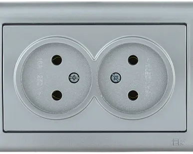 фото РС20-1-0-БС Розетка 2-ая без з/к 10А BOLERO серебряный IEK