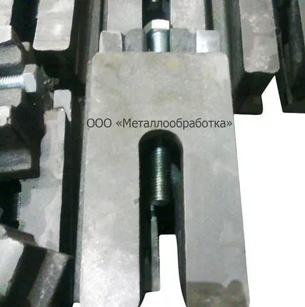 Фото №0 Опора клиновая
 регулируемая 110 ОСТ2 Р79-1-78