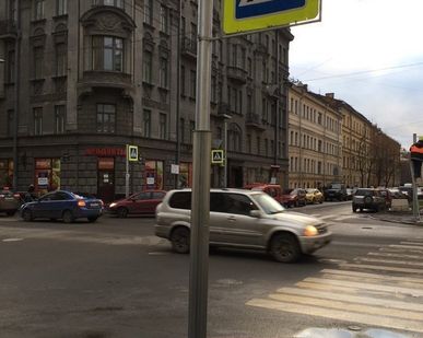 фото Установка светофорных антивандальных опор