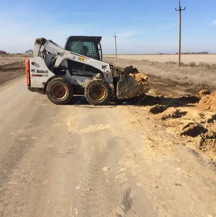 Фото №0 Аренда мини-погрузчика Bobcat S650, Сочи