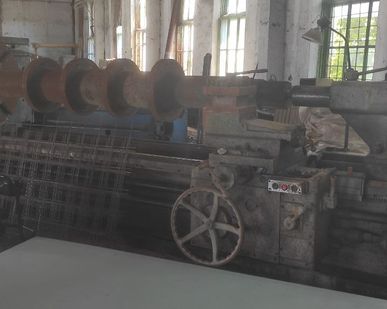 фото Продаем токарно-винторезный ДИП500 1М65, 1985г.в.
