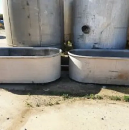 Фото №0 Ванны нержавеющие, объем — 1 куб.м Б/У в Москве