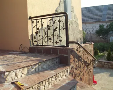 фото Перила