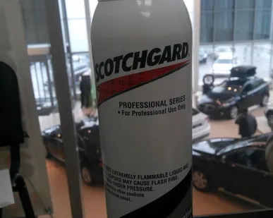 фото Средство для защиты ткани и обивки салона Scotchgard Automotive
