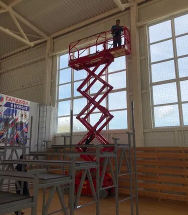 Фото №0 Ножничный подъемник LGMG 0808