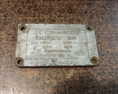 фото Табличка со станка 8x4,5 см, СССР