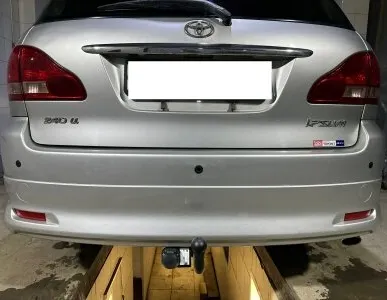 фото Toyota Ipsum c 2001 г.в./Toyota Picnic /Toyota Avensis Verso 2002-2009