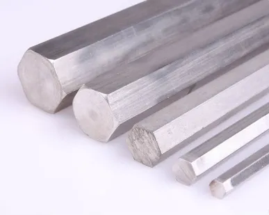 фото Шестигранник ст.20 100мм (1260кг) 0,6х2,5 (1,26) 100мм